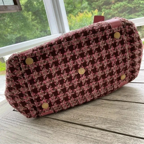 Elegant Pink Tweed Women's Bag - Picture 7 of 10